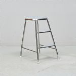 605048 Stool